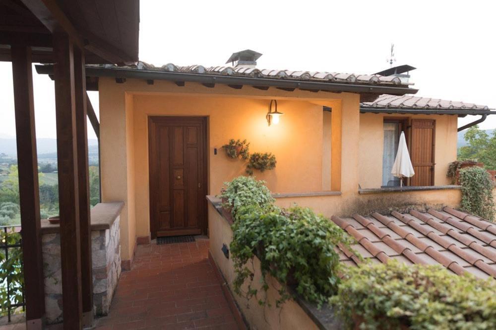 Agriturismo La Vecchia Fattoria Orte Exterior foto