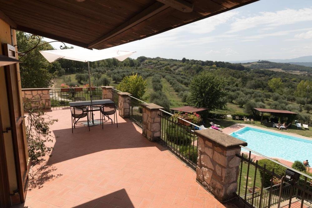 Agriturismo La Vecchia Fattoria Orte Exterior foto