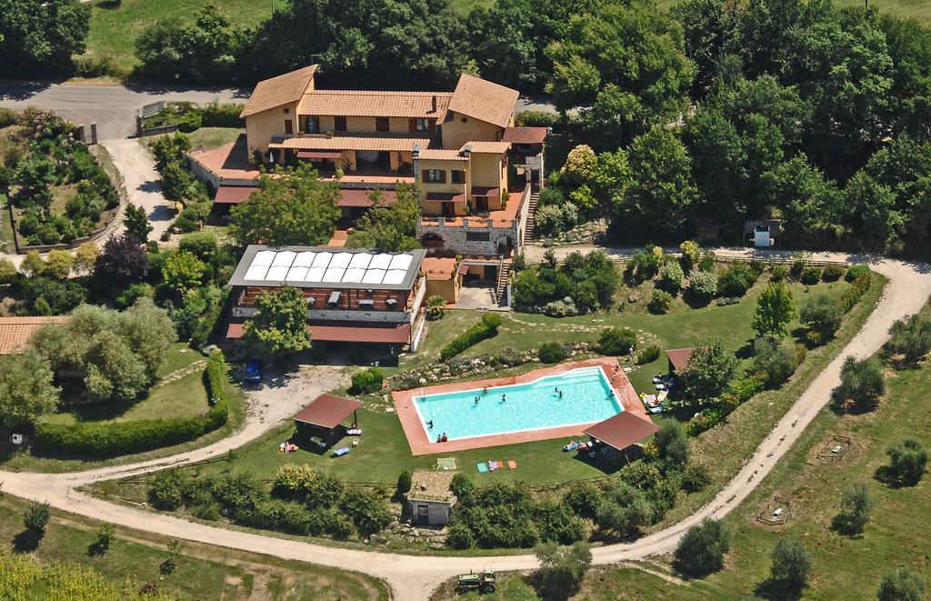 Agriturismo La Vecchia Fattoria Orte Exterior foto