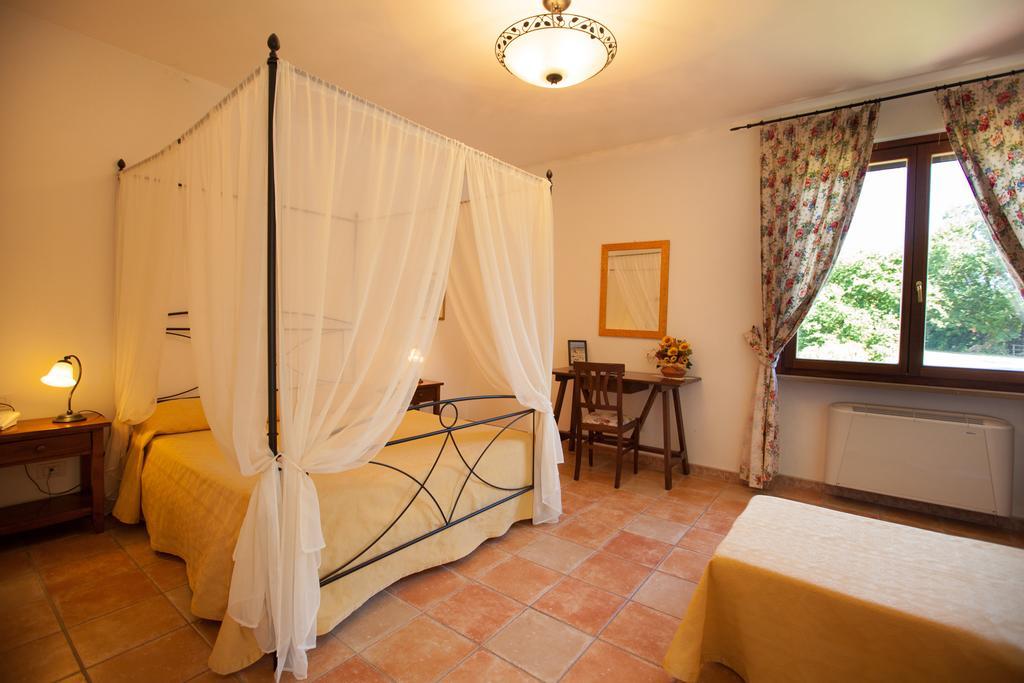Agriturismo La Vecchia Fattoria Orte Zimmer foto